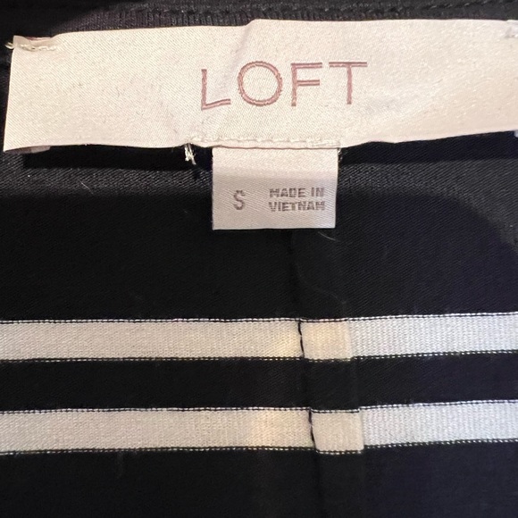 Loft stretch T shirt dress. Never worn. Length from neckline 33.5 in. - Picture 3 of 4